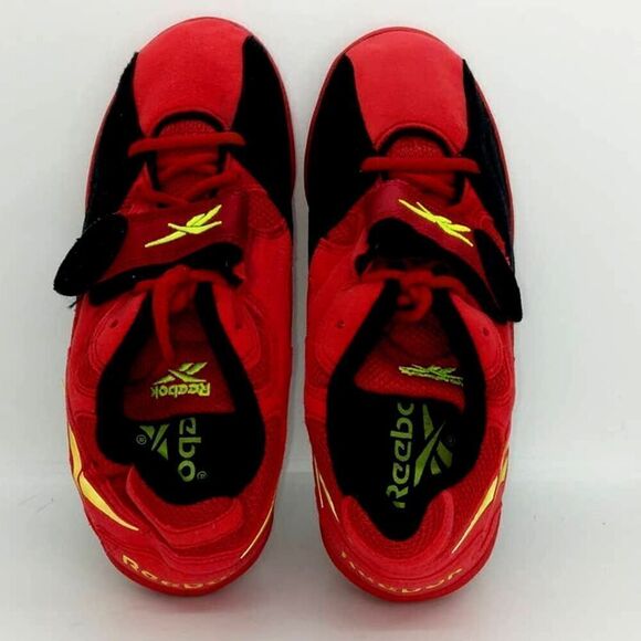 Athletic_Shoes